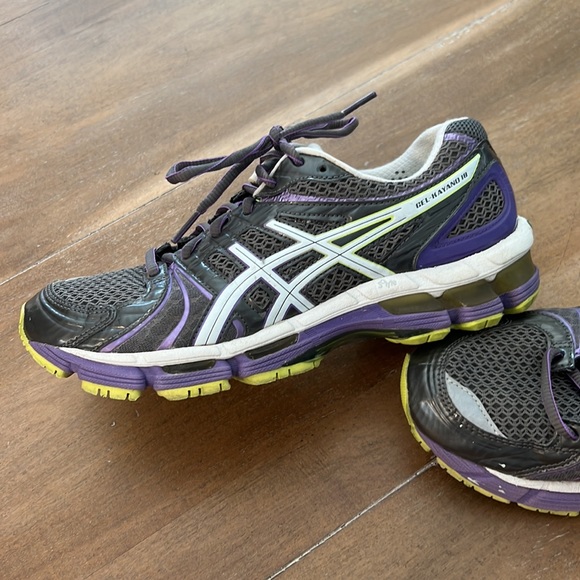 Asics Gel Kayano 18 - W8 - Picture 3 of 11